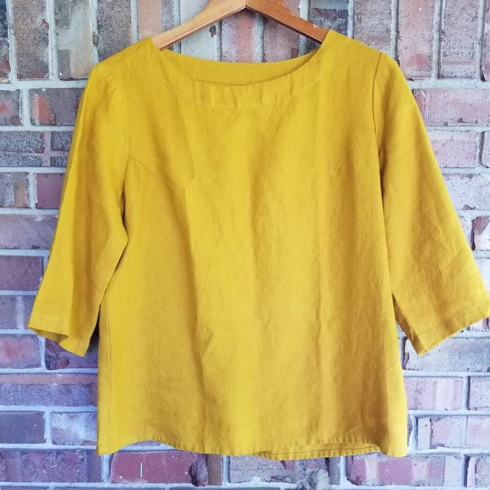 Mustard yellow Notperfectlinen top size M/L